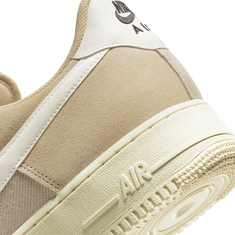 Nike Beige and White Sneakers - Picture 5 of 6